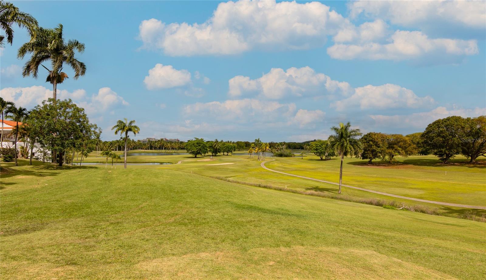 VILLA LAS BRISAS - Residential