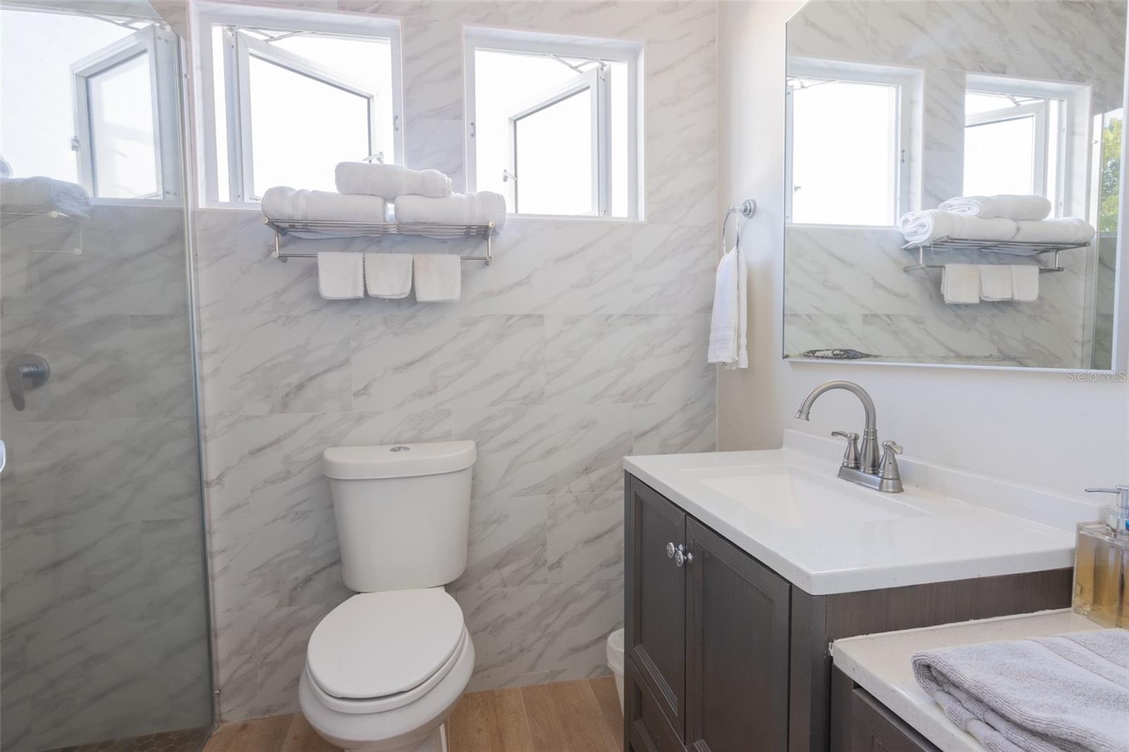 VILLA LAS BRISAS - Residential