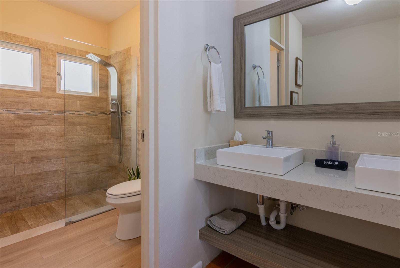 VILLA LAS BRISAS - Residential