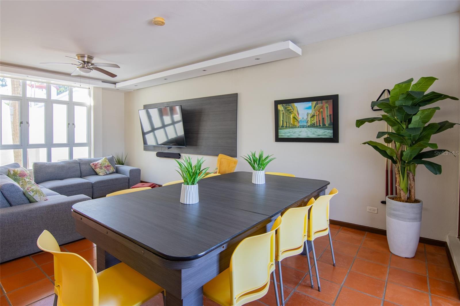 VILLA LAS BRISAS - Residential