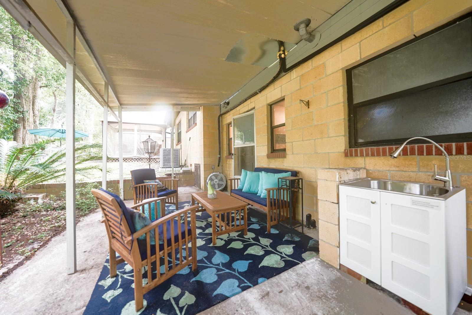 G M WHETSTONE ESTATE ADD TO H S - Residential