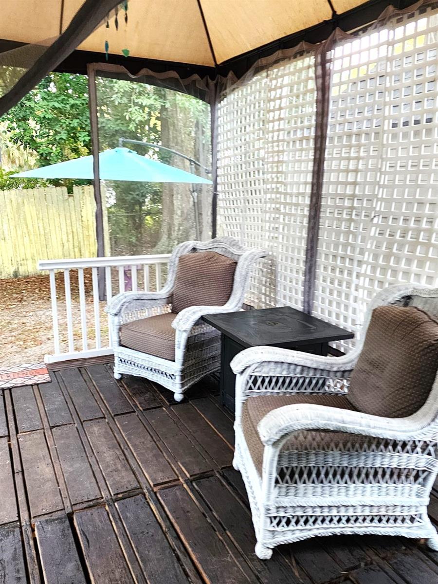 G M WHETSTONE ESTATE ADD TO H S - Residential