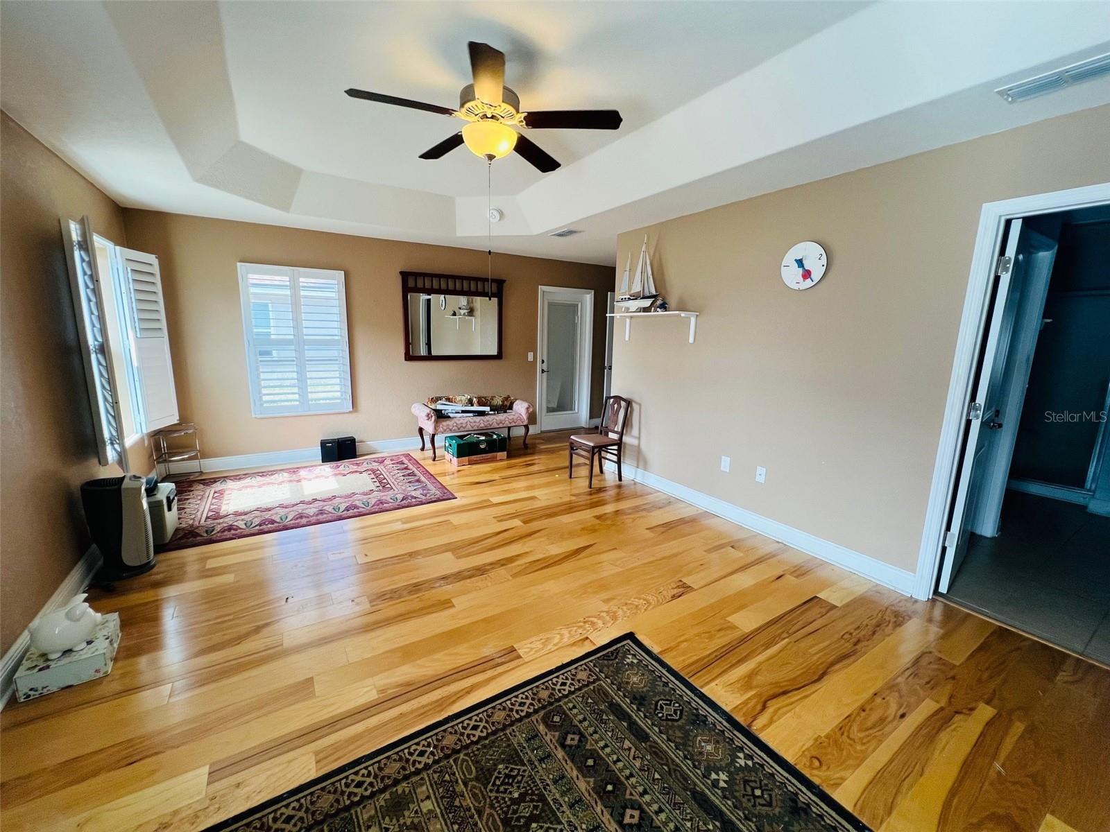 ISLAND LAKES - Residential