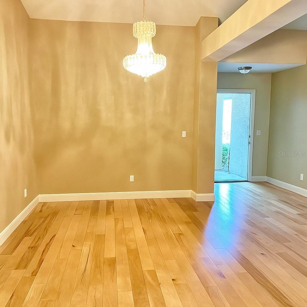 ISLAND LAKES - Residential