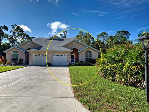 Photo of 826 Bayport Circle, Venice, FL 34292 (MLS # N6140087)