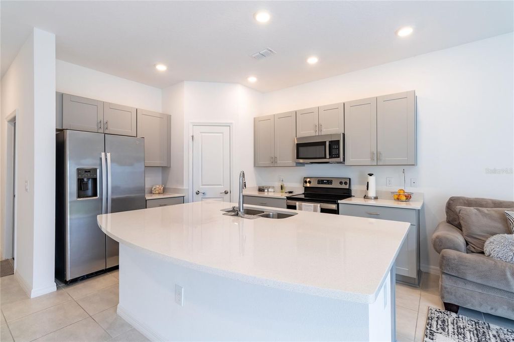 Photo of 1406 Anchor Bend Way, Kissimmee, FL 34746 (MLS # S5137733)