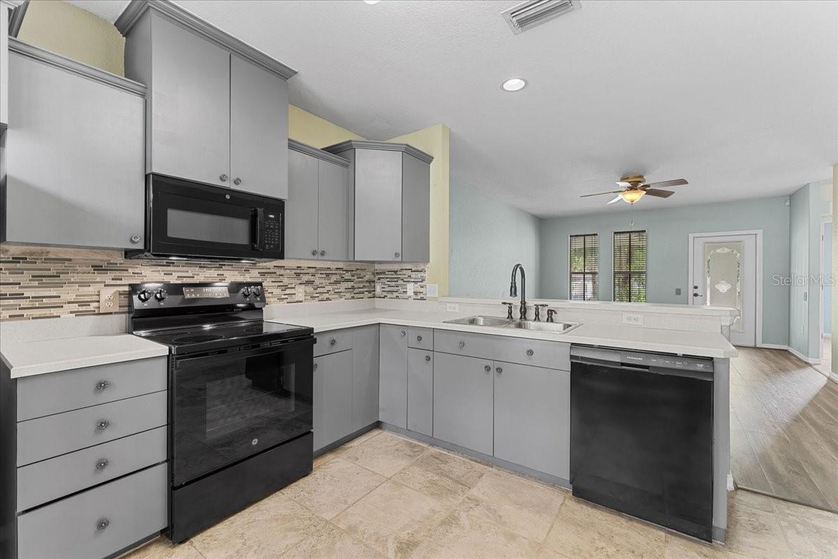 528 E MARTIN LUTHER KING JR DRIVE D