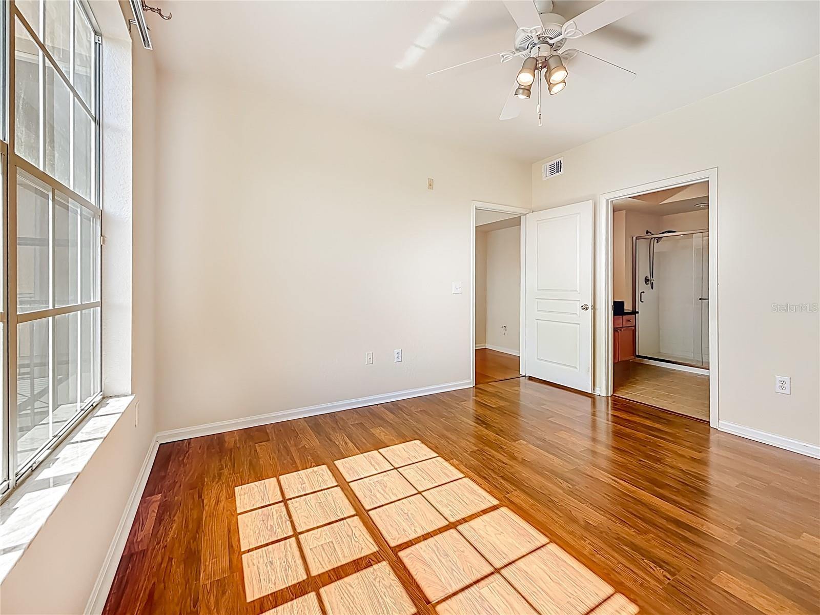 OXFORD PLACE AT TAMPA PALMS A - Residential