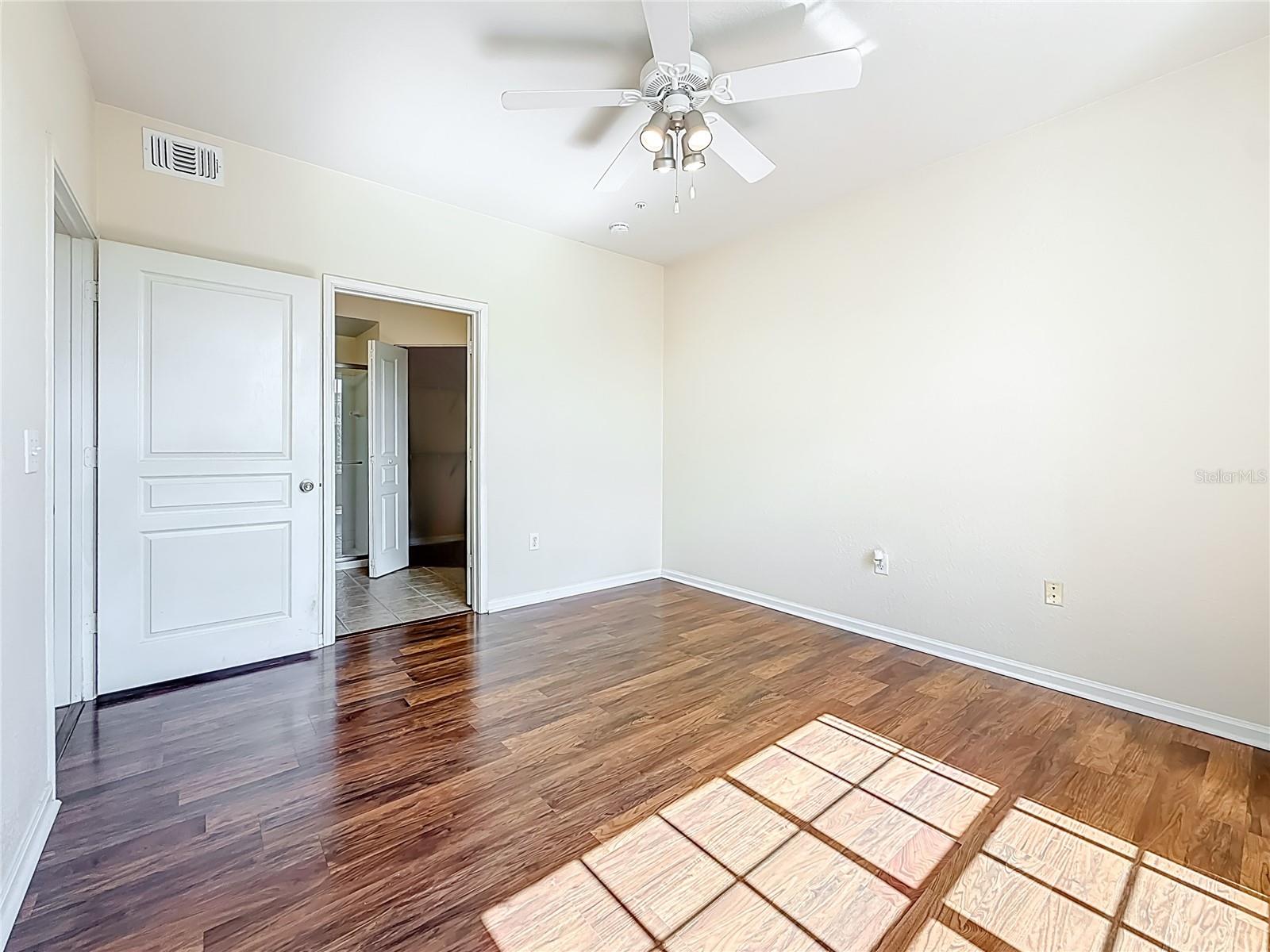 OXFORD PLACE AT TAMPA PALMS A - Residential