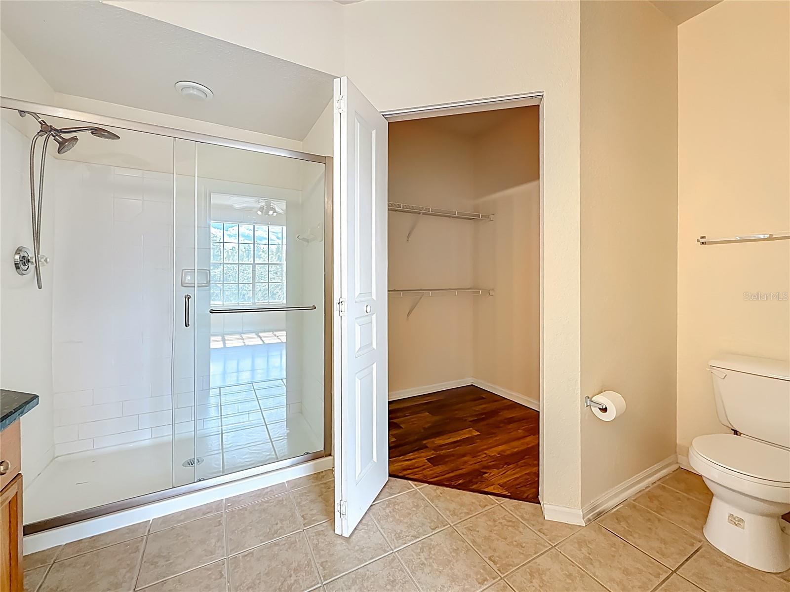 OXFORD PLACE AT TAMPA PALMS A - Residential
