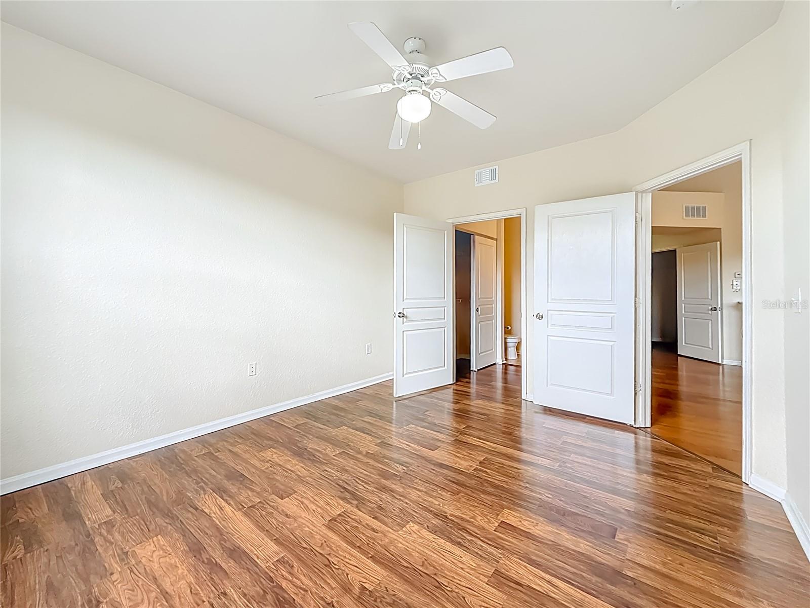OXFORD PLACE AT TAMPA PALMS A - Residential