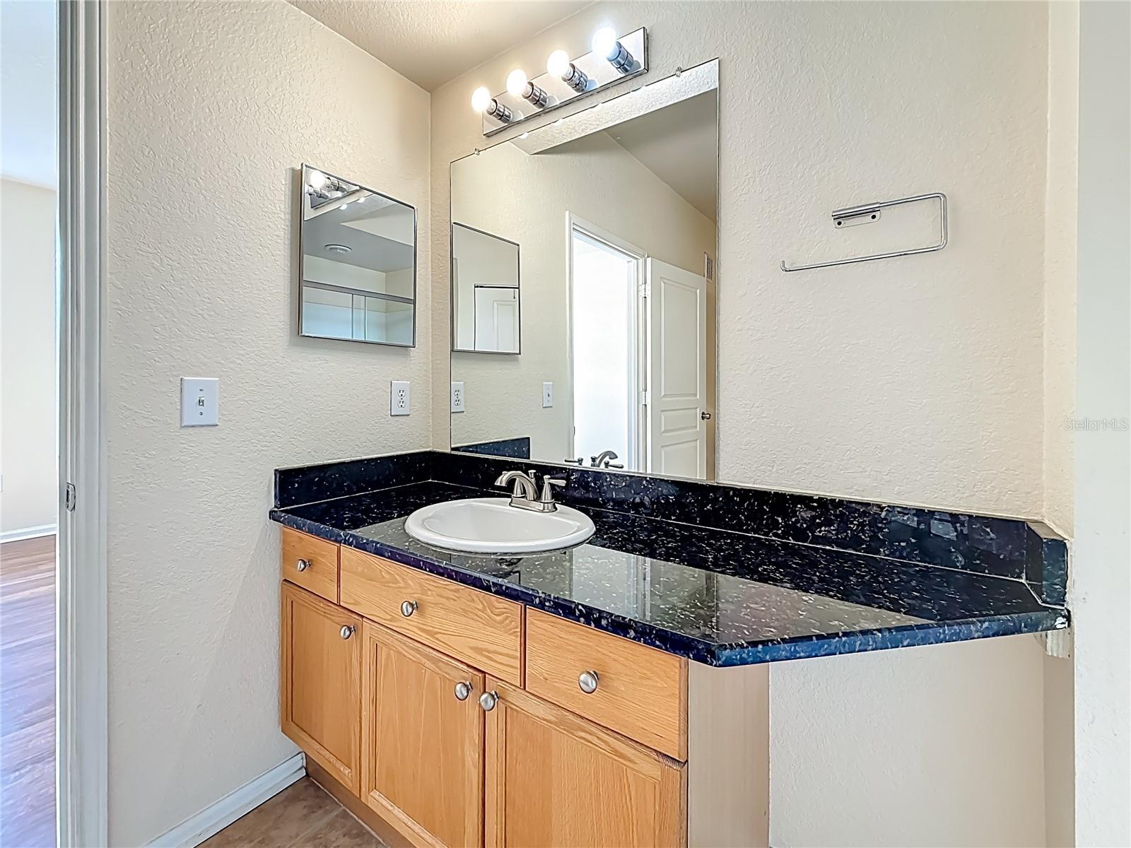OXFORD PLACE AT TAMPA PALMS A - Residential