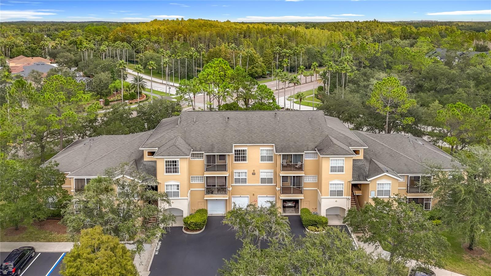 OXFORD PLACE AT TAMPA PALMS A - Residential