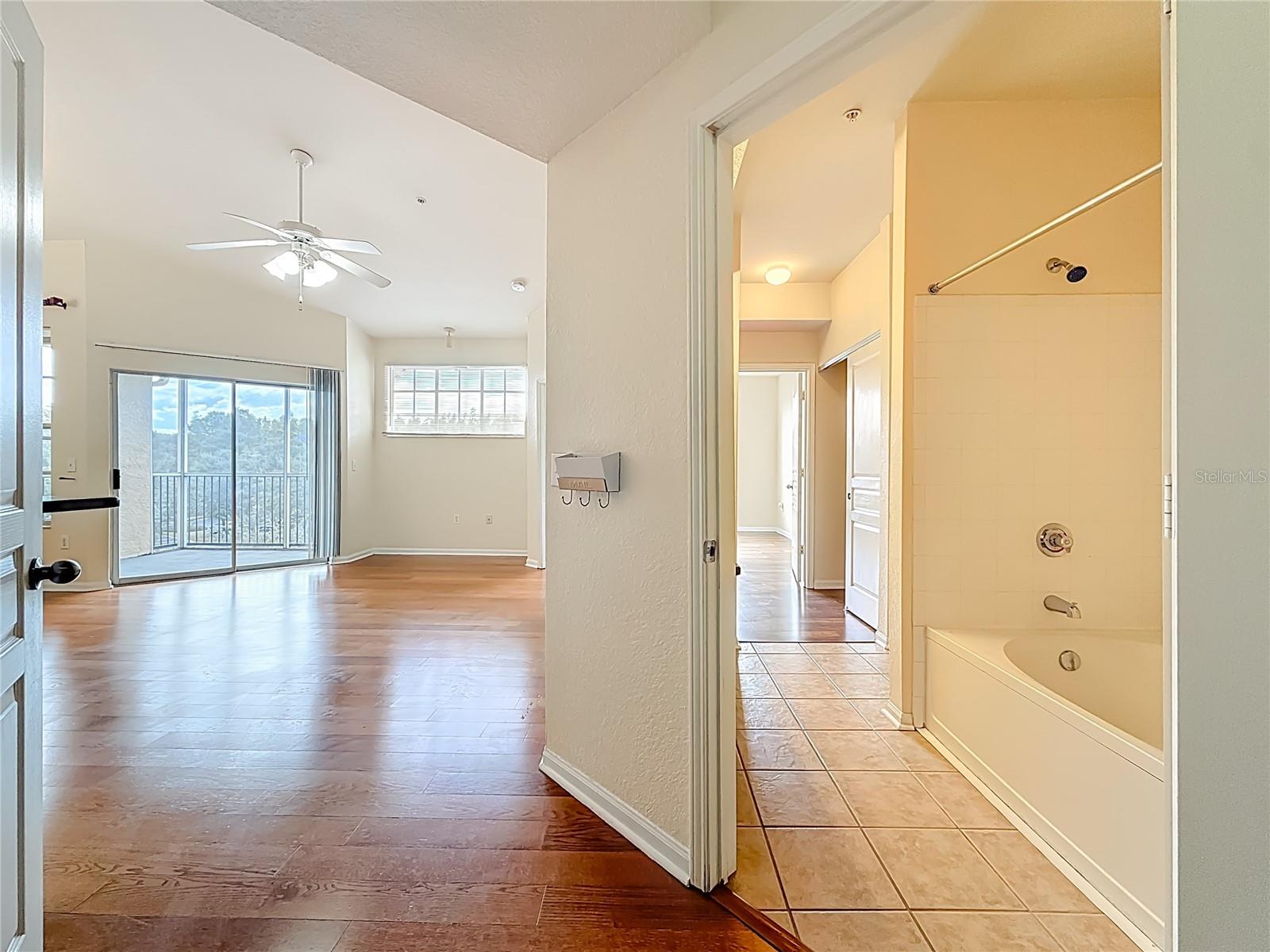 OXFORD PLACE AT TAMPA PALMS A - Residential
