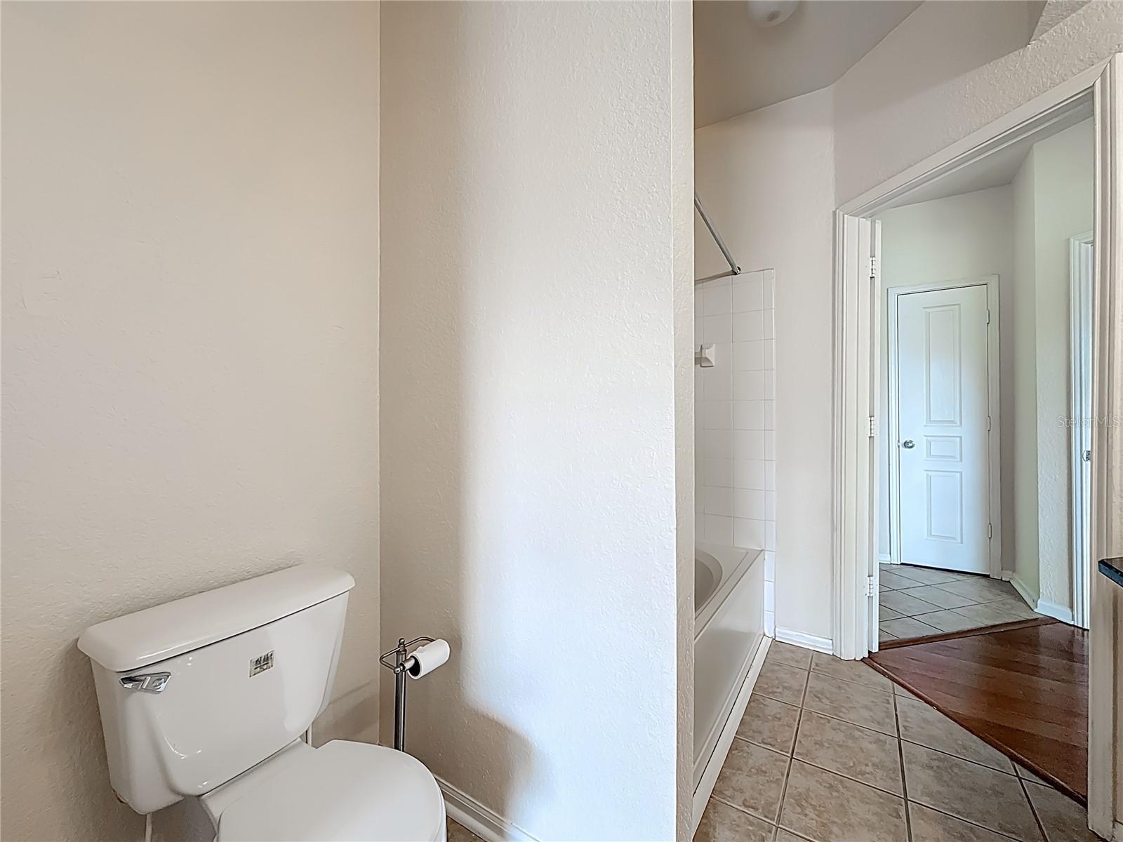 OXFORD PLACE AT TAMPA PALMS A - Residential