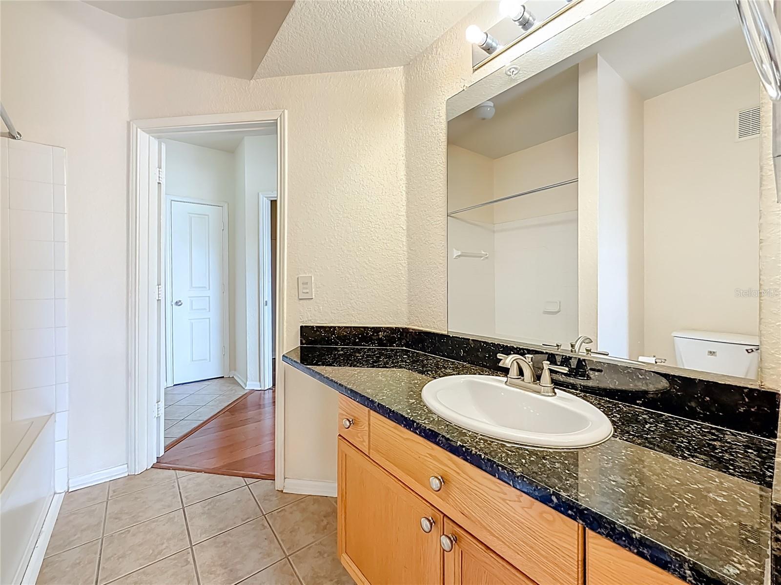 OXFORD PLACE AT TAMPA PALMS A - Residential