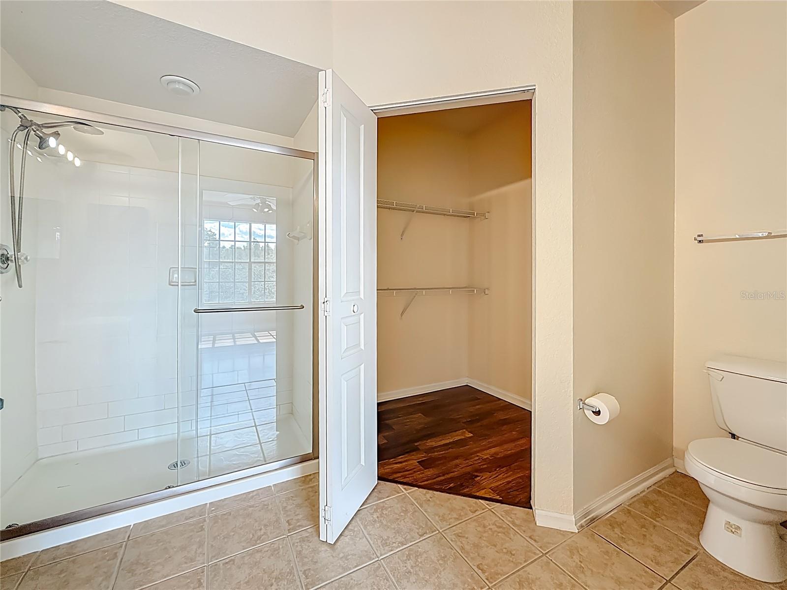 OXFORD PLACE AT TAMPA PALMS A - Residential