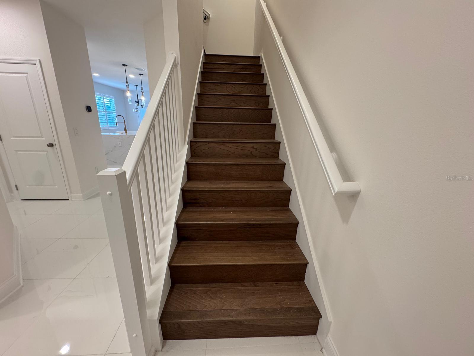 ENCORE/OVATION-PH 4B - Residential Lease