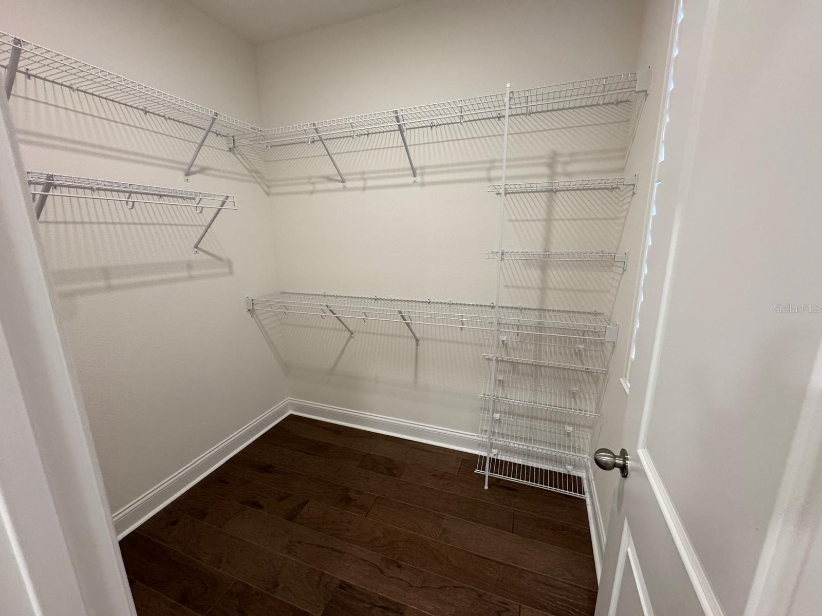 ENCORE/OVATION-PH 4B - Residential Lease