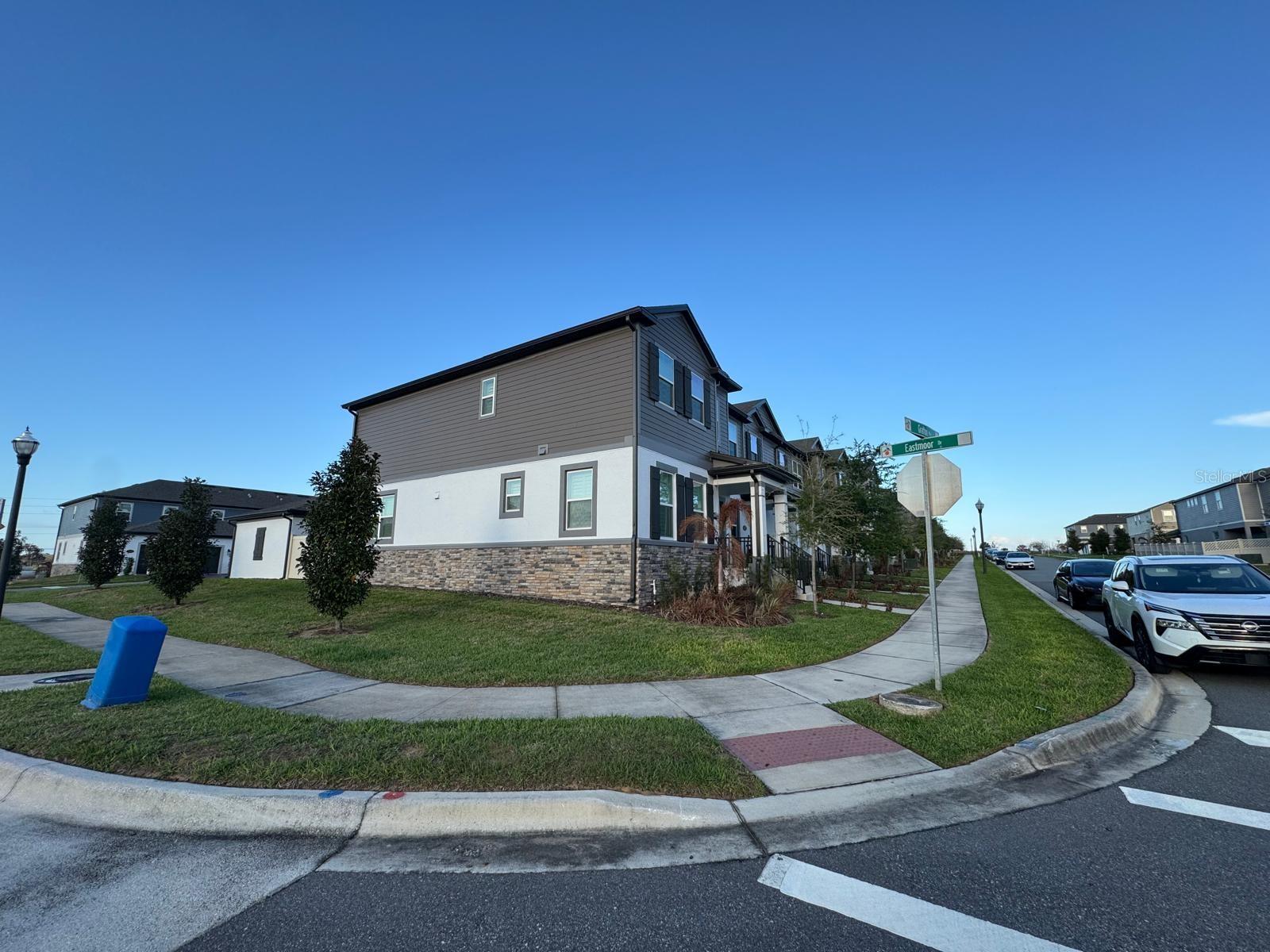 ENCORE/OVATION-PH 4B - Residential Lease