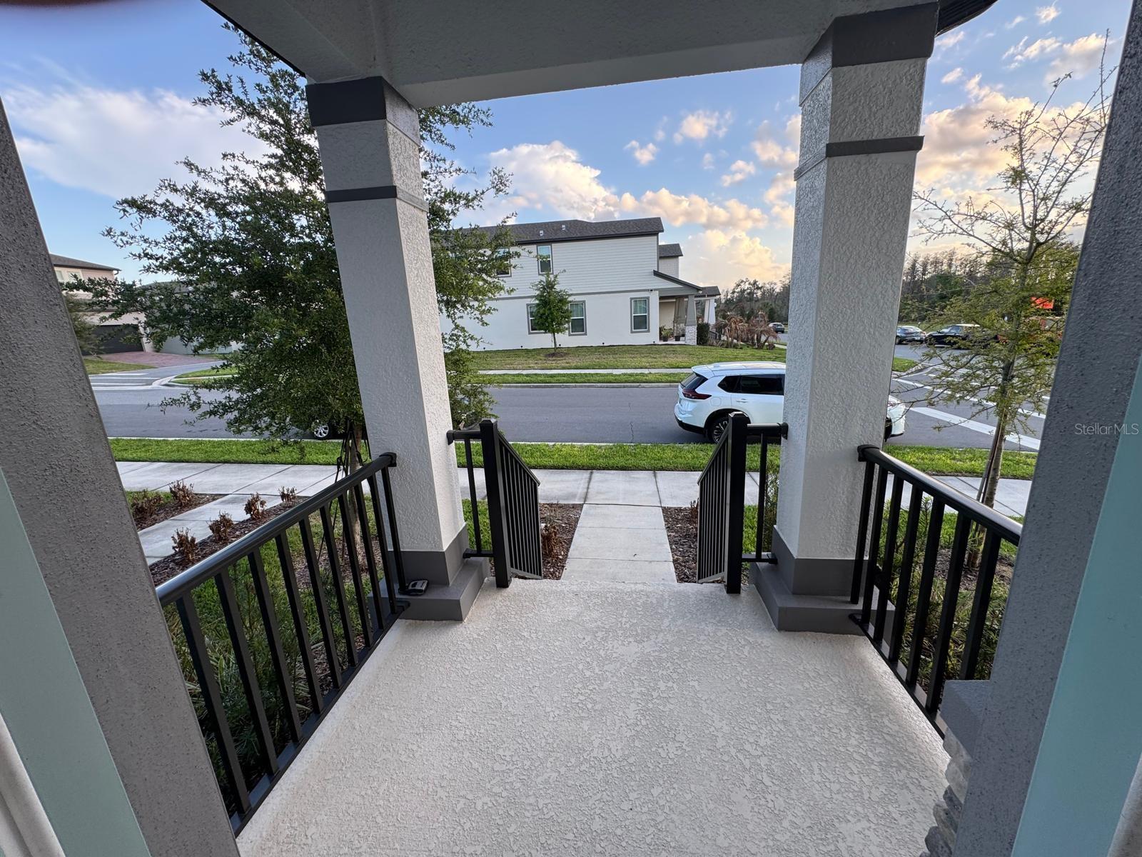 ENCORE/OVATION-PH 4B - Residential Lease