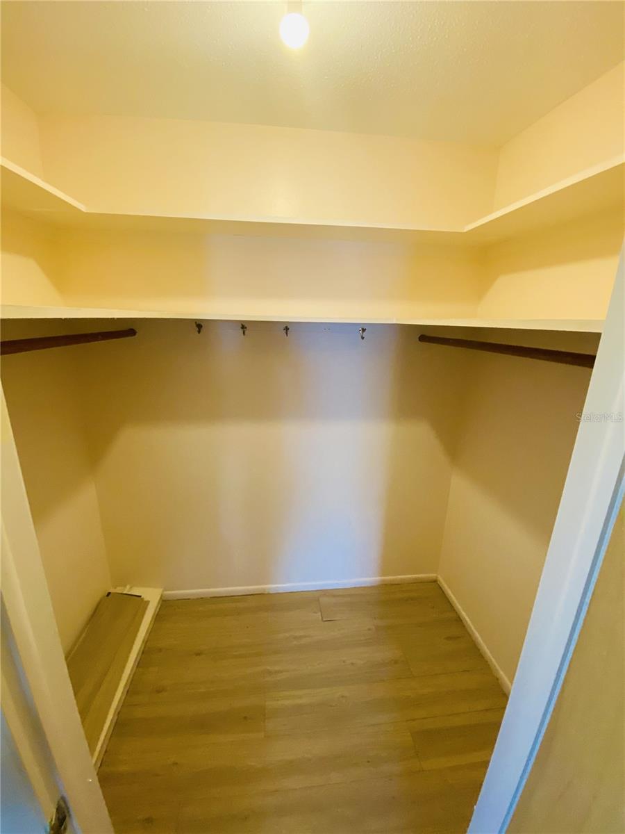 TAHITIAN GARDENS CONDO - Residential Lease