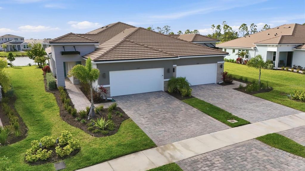 Photo of 11249 Boundless Terrace, Venice, FL 34293 (MLS # A4689746)