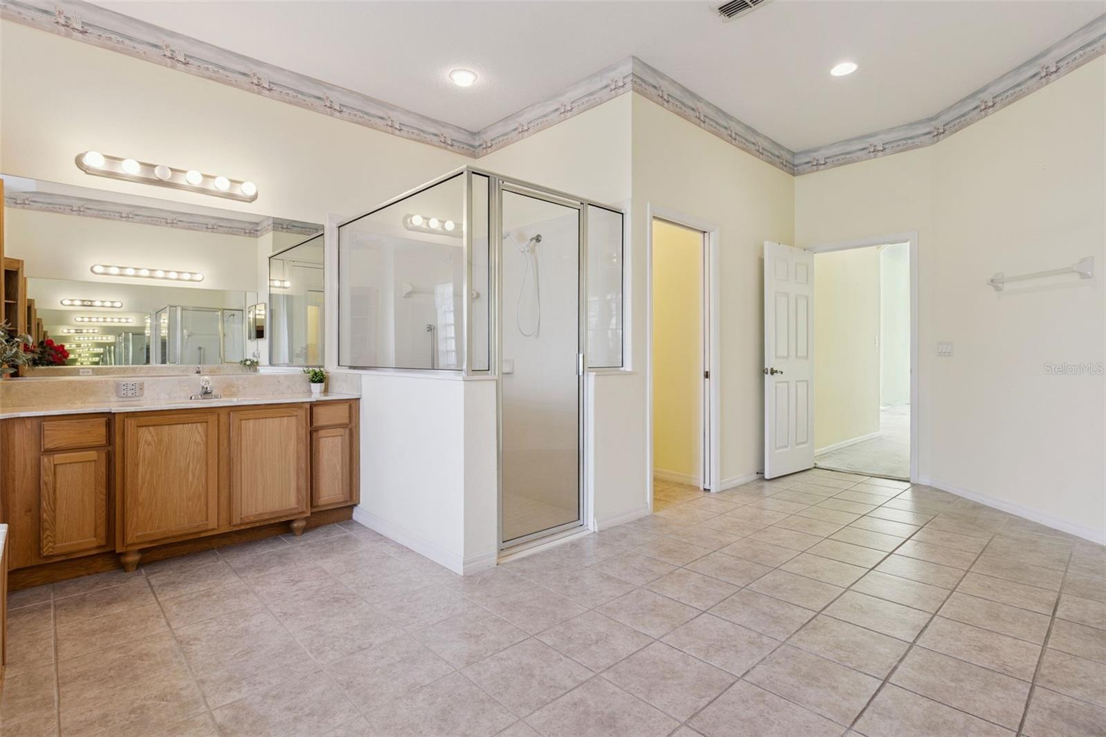 PLANTATION AT LEESBURG BELLE TERRE VILLAGE L - Residential