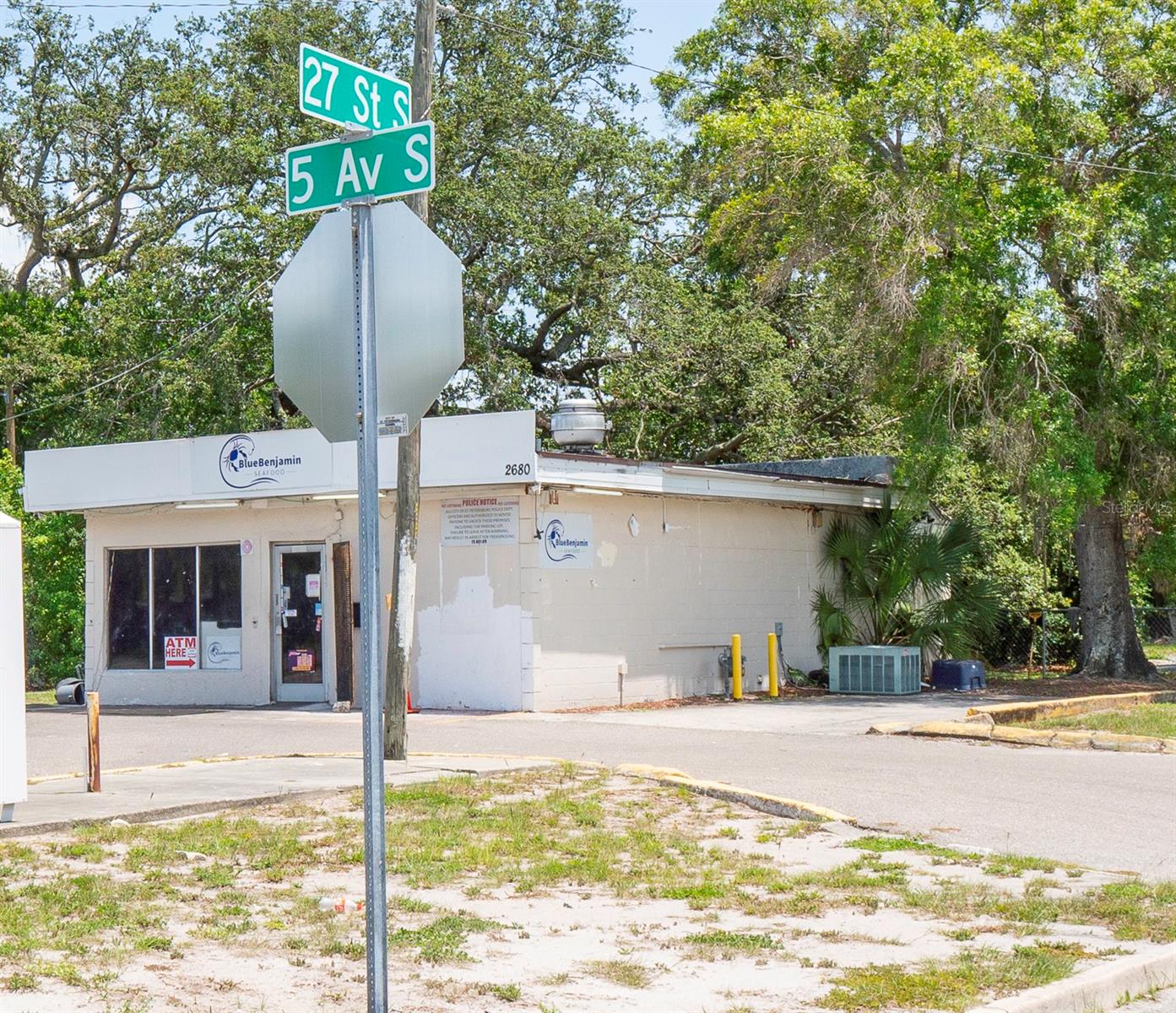 COLONIAL ANNEX - Commercial Sale