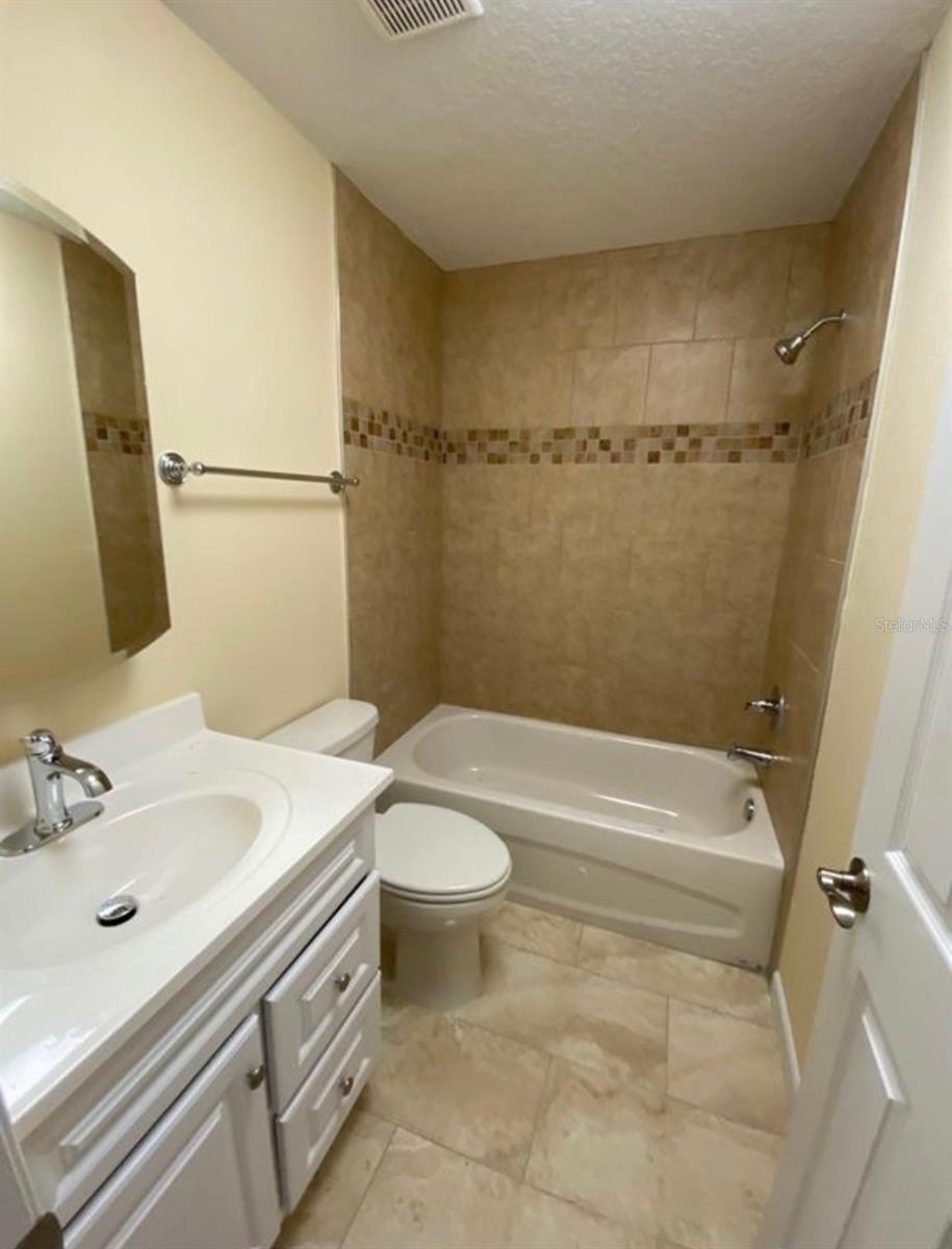 YORKTOWN AT BEACON PLACE - Residential