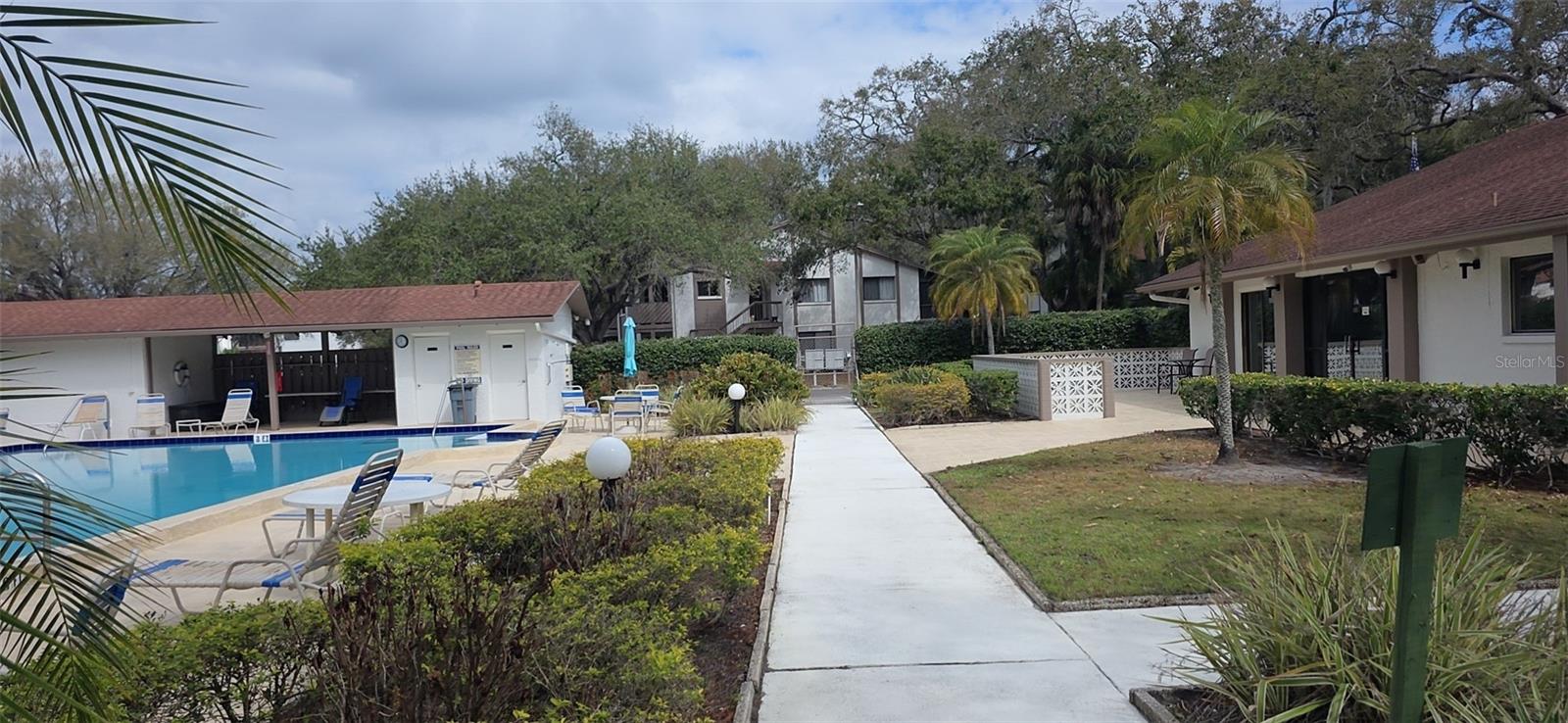 YORKTOWN AT BEACON PLACE - Residential