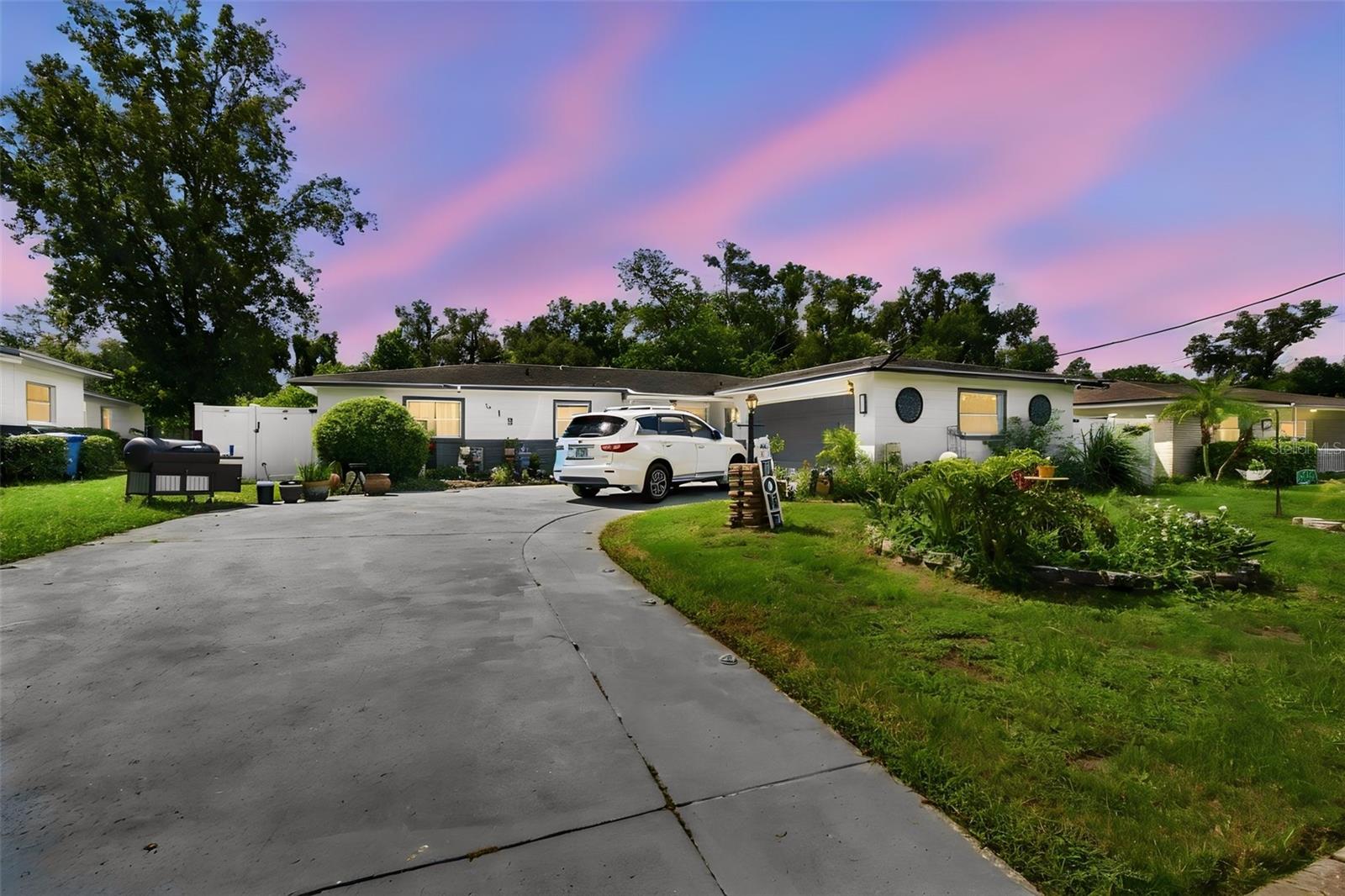 519 S LARRY CIRCLE