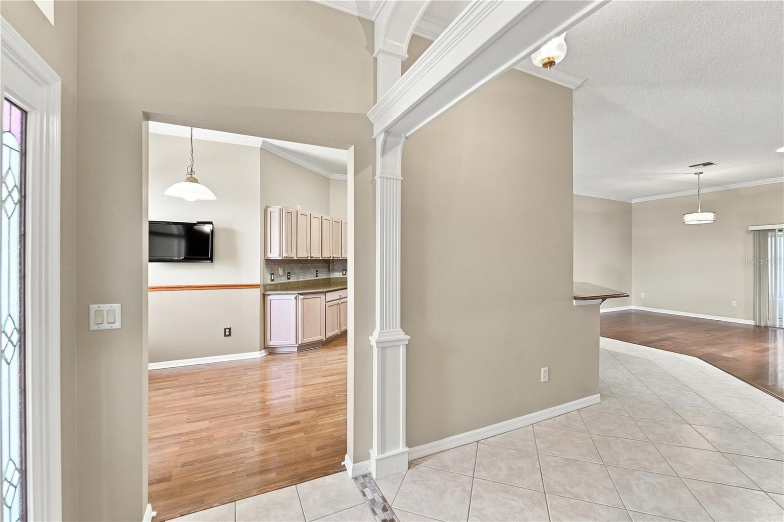 1304 DE LA GARZA PLACE