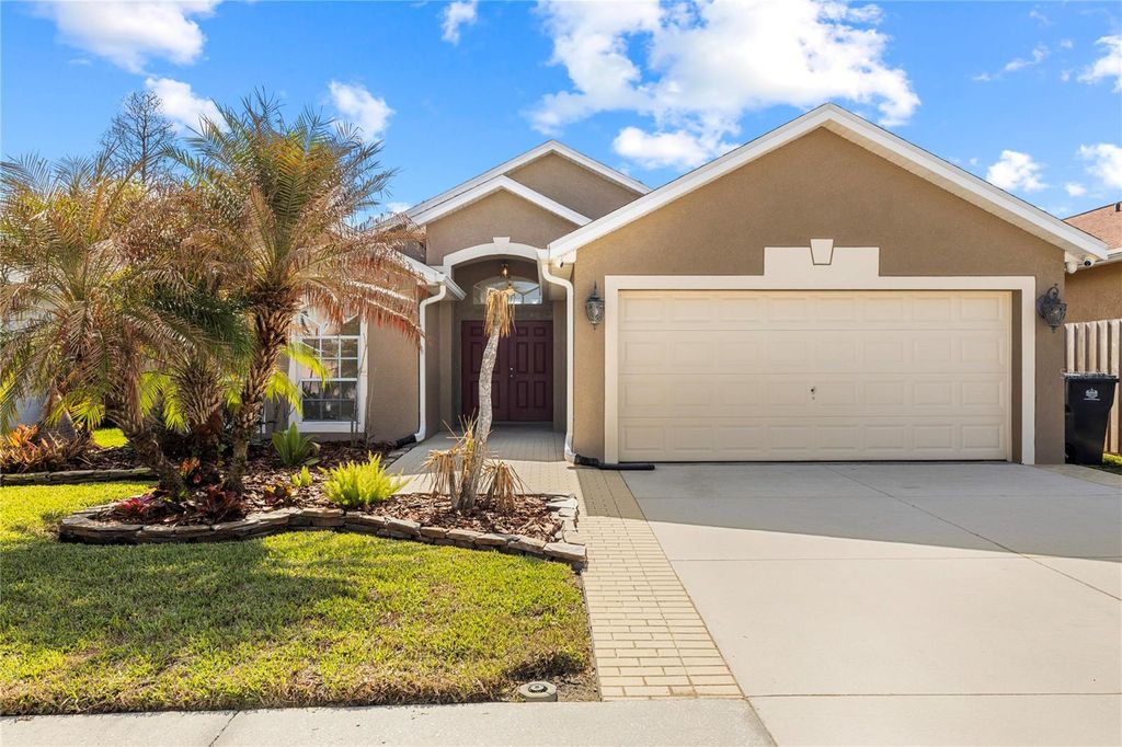 Photo of 1240 Vinetree Drive, Brandon, FL 33510 (MLS # O6391885)
