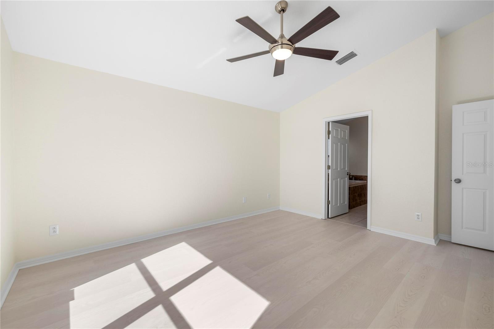 LAKEVIEW VILLAGE SEC H UNI - Residential