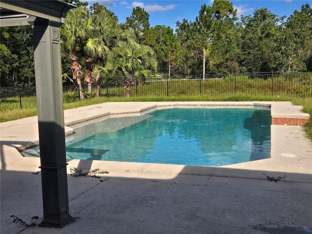 Photo of 2225 Bronco Drive, Saint Cloud, FL 34771 (MLS # S5136925)