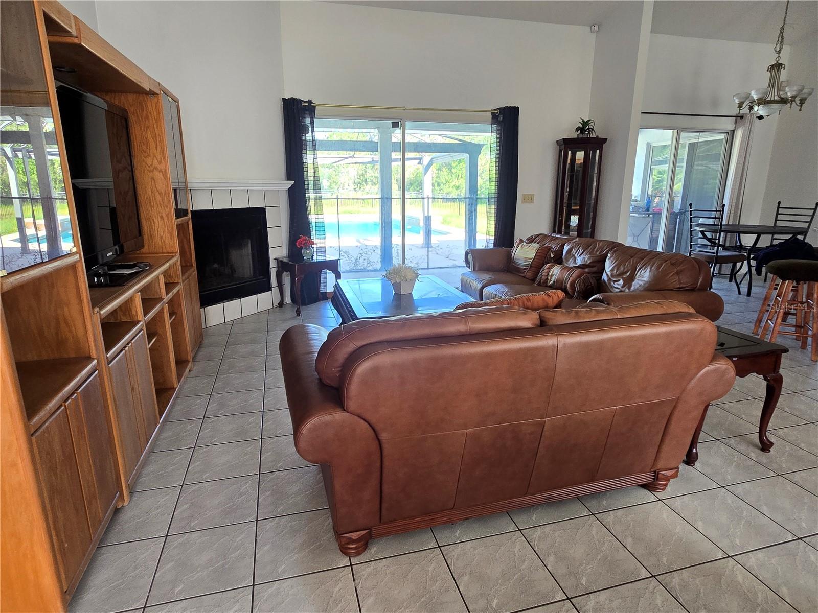 BAY LAKE RANCH UNIT 3 - Residential