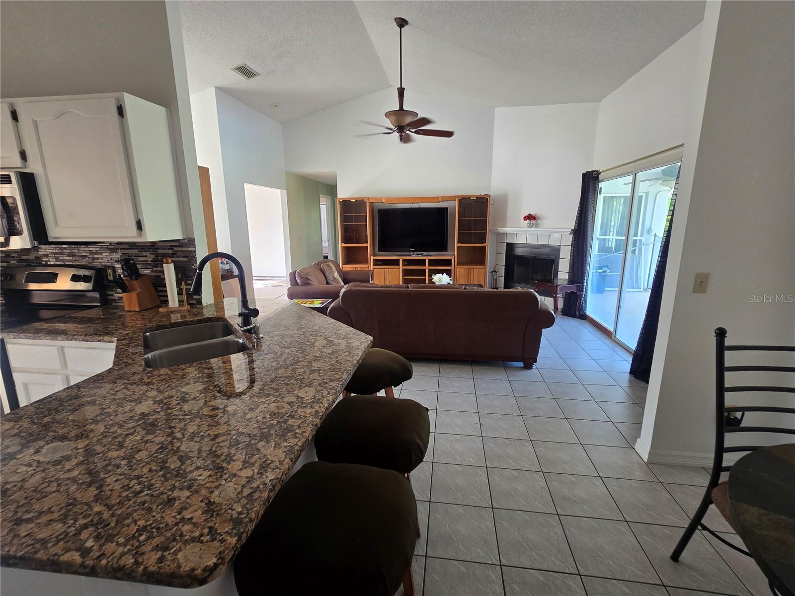 BAY LAKE RANCH UNIT 3 - Residential