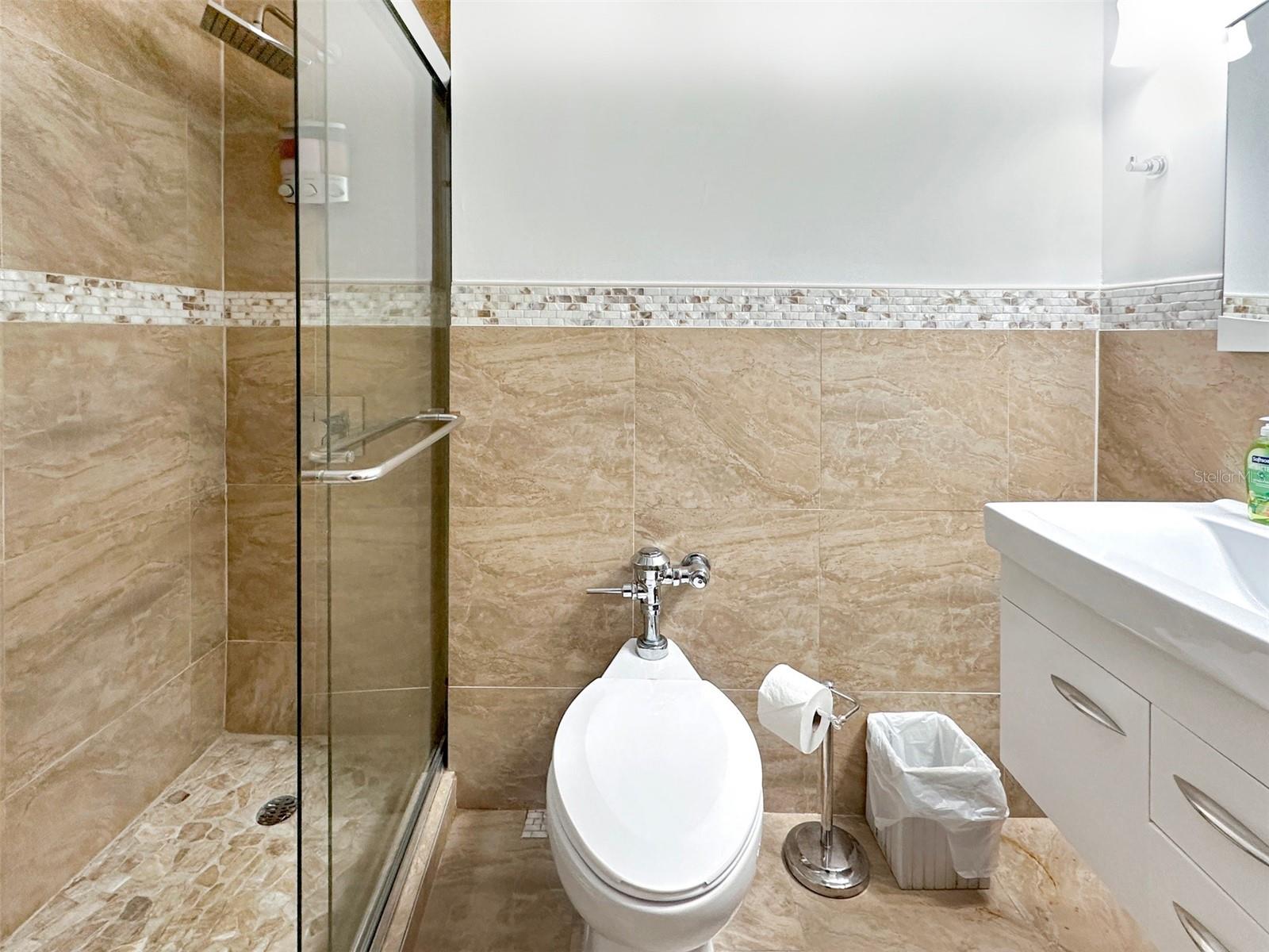 ESJ TOWERS - Residential