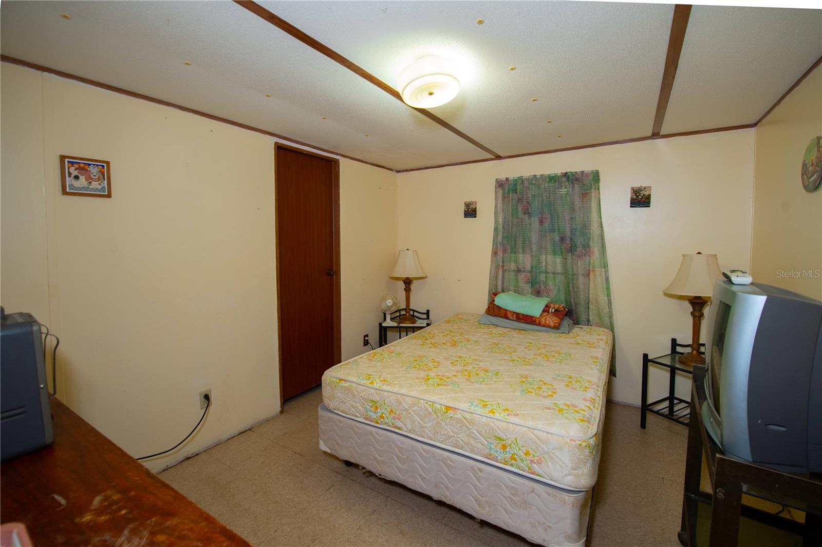 MEADOWBROOK RANCHES - Residential