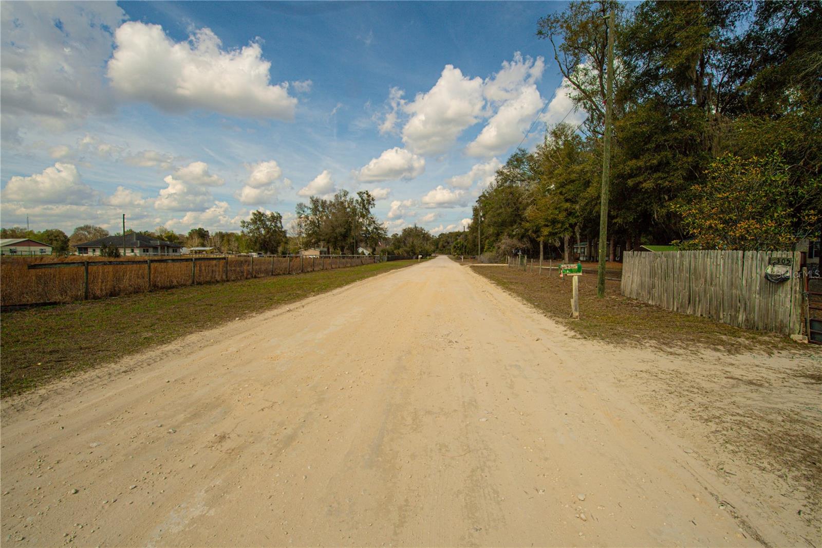 MEADOWBROOK RANCHES - Residential