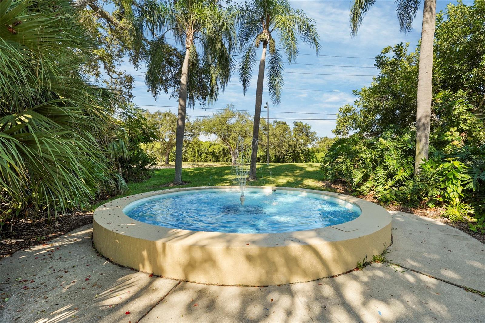 VINTAGE GRAND - Residential