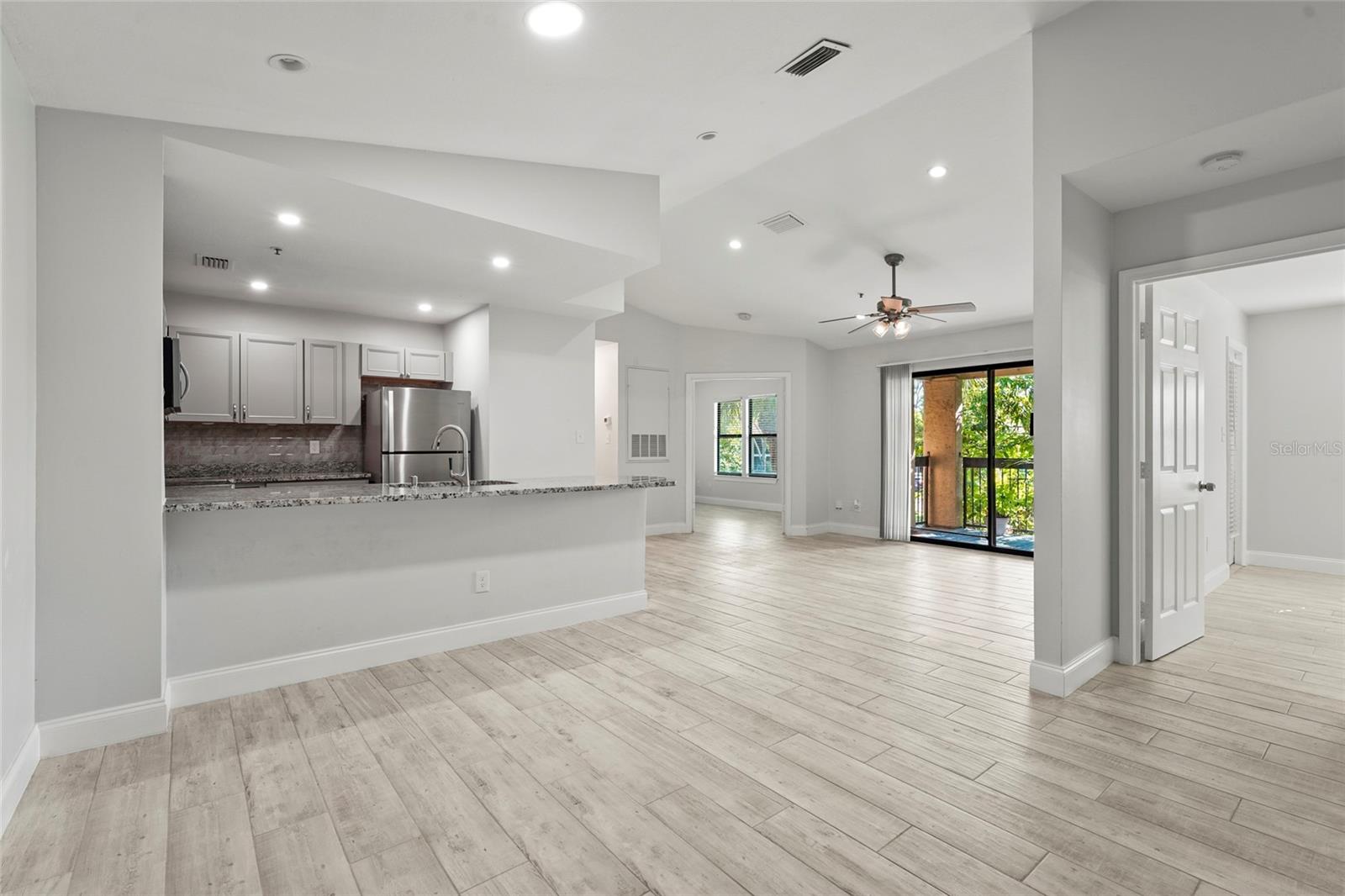 4045 CROCKERS LAKE BOULEVARD 23