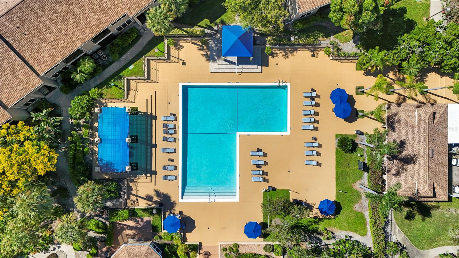 VINTAGE GRAND - Residential