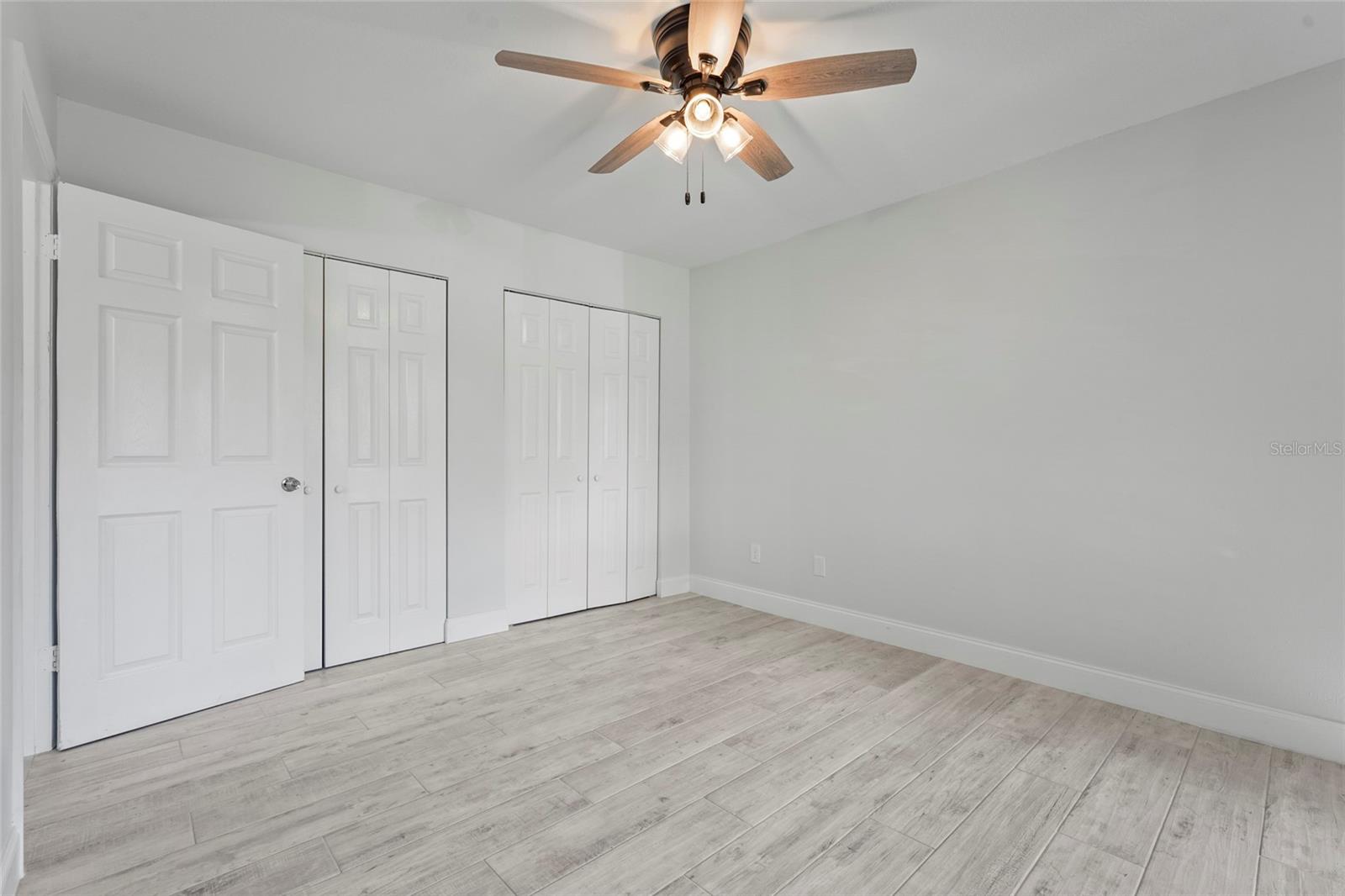 VINTAGE GRAND - Residential