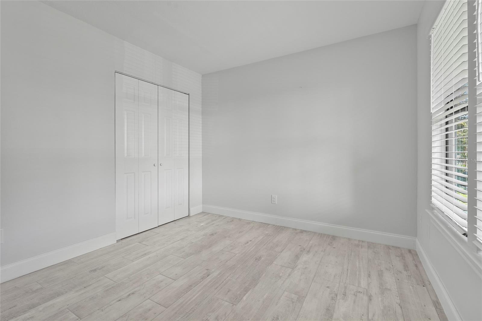 VINTAGE GRAND - Residential