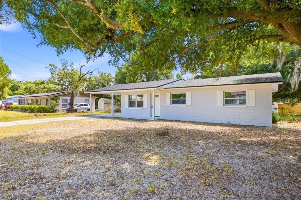 Photo of 827 Everett Street, Lake Alfred, FL 33850 (MLS # O6410549)