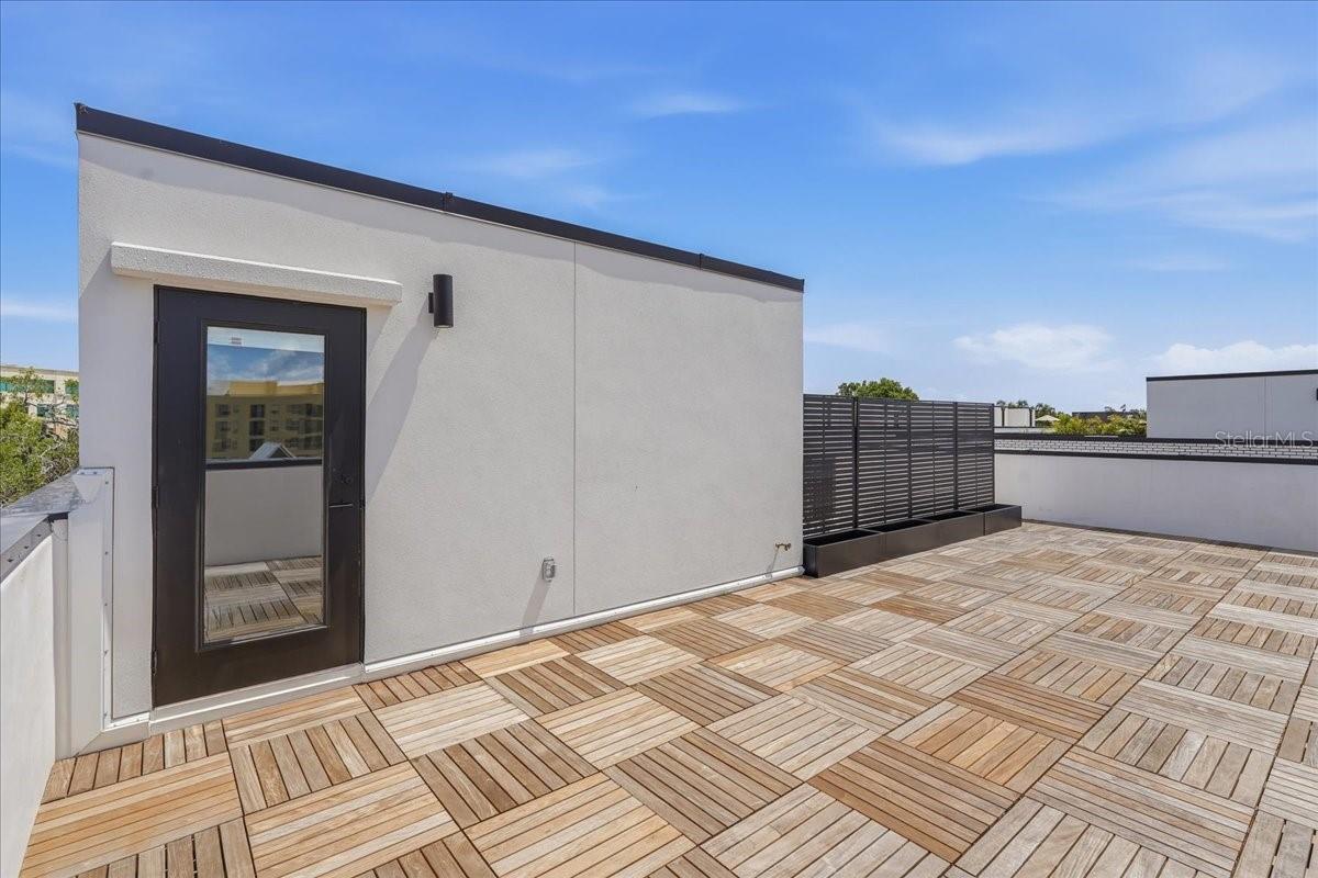 CANVAS TPA TOWNHOMES PHASE 1 - Residential Lease