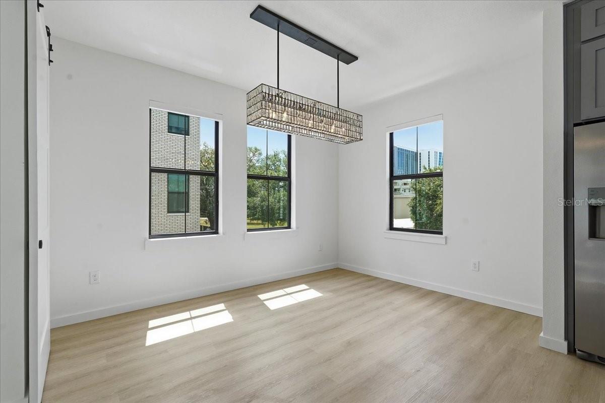 CANVAS TPA TOWNHOMES PHASE 1 - Residential Lease