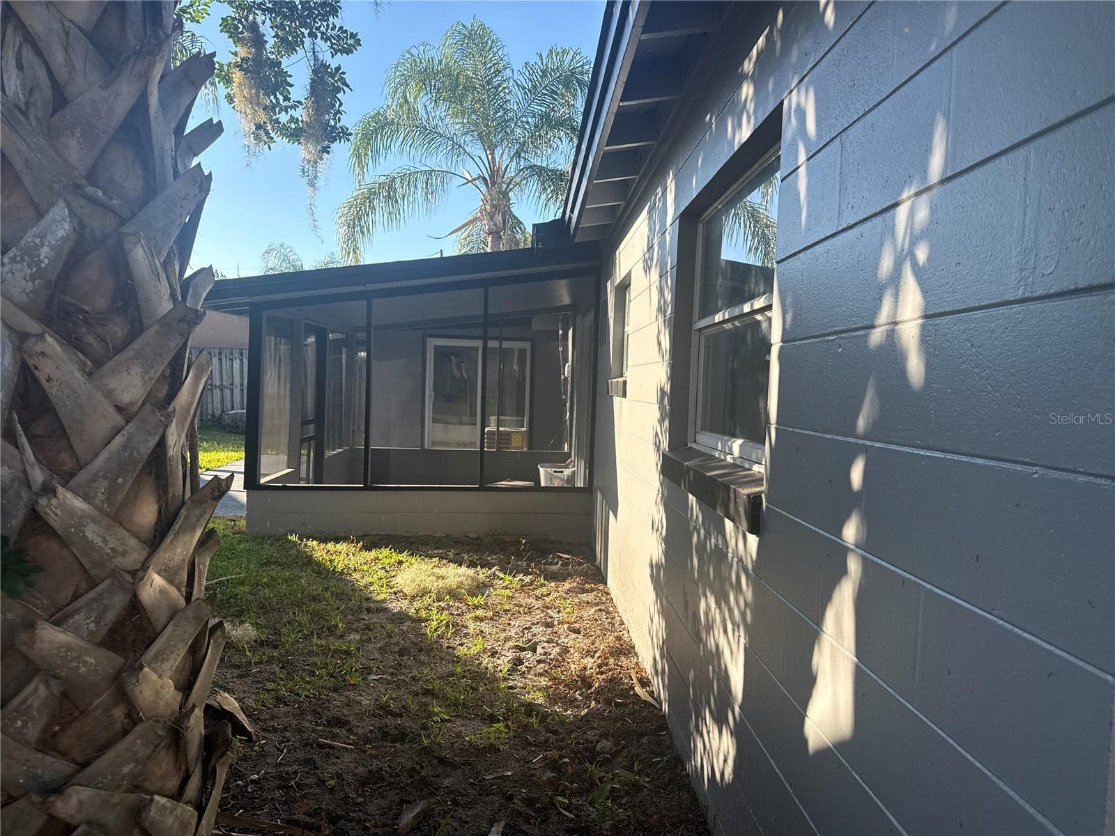 TAVARES PALM DORA PARK - Residential